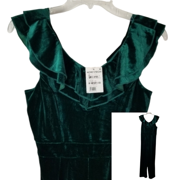 Zunie Other - Zunie Girls Size 16 Ruffle Neck Velvet Jumpsuit Hunter Green Stretchy Holiday